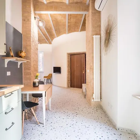 Famm - Open Space In Trastevere Apartment *