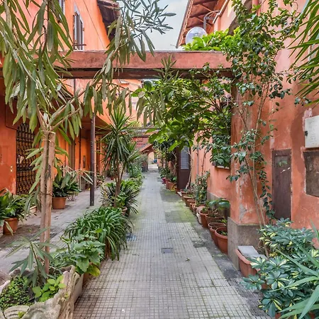 Famm - Open Space In Trastevere Roma